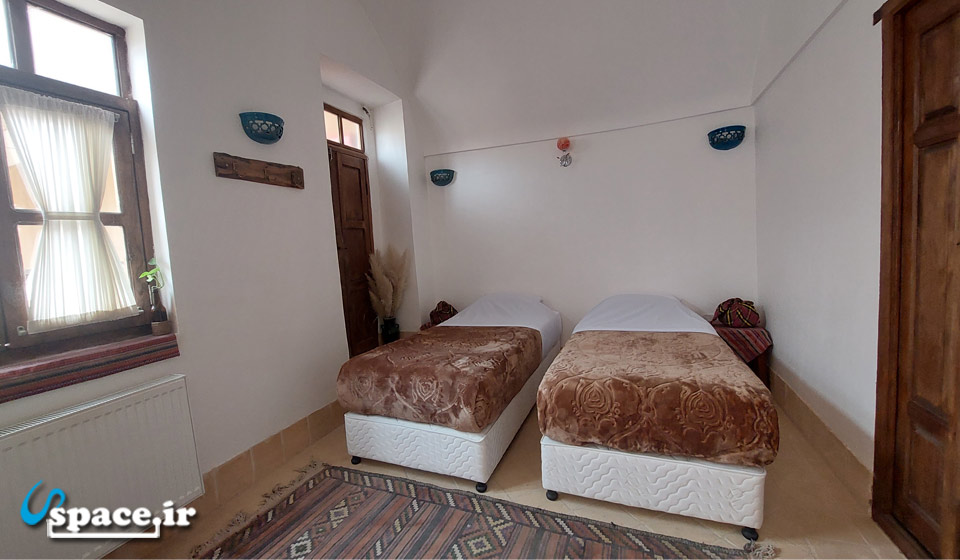 نمای اتاق ۲ تخته ترمه - اقامتگاه سنتی گلابتون - یزد